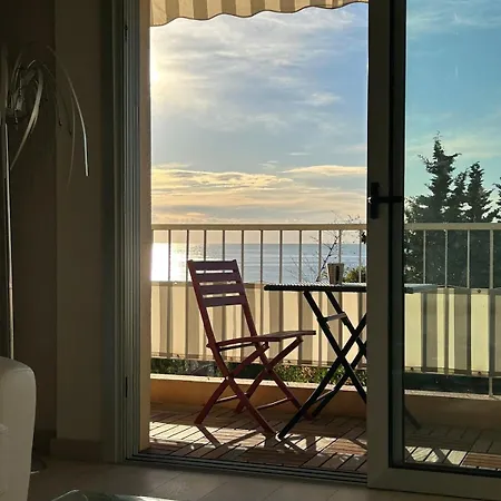 Elegant With Sea View And شقة *